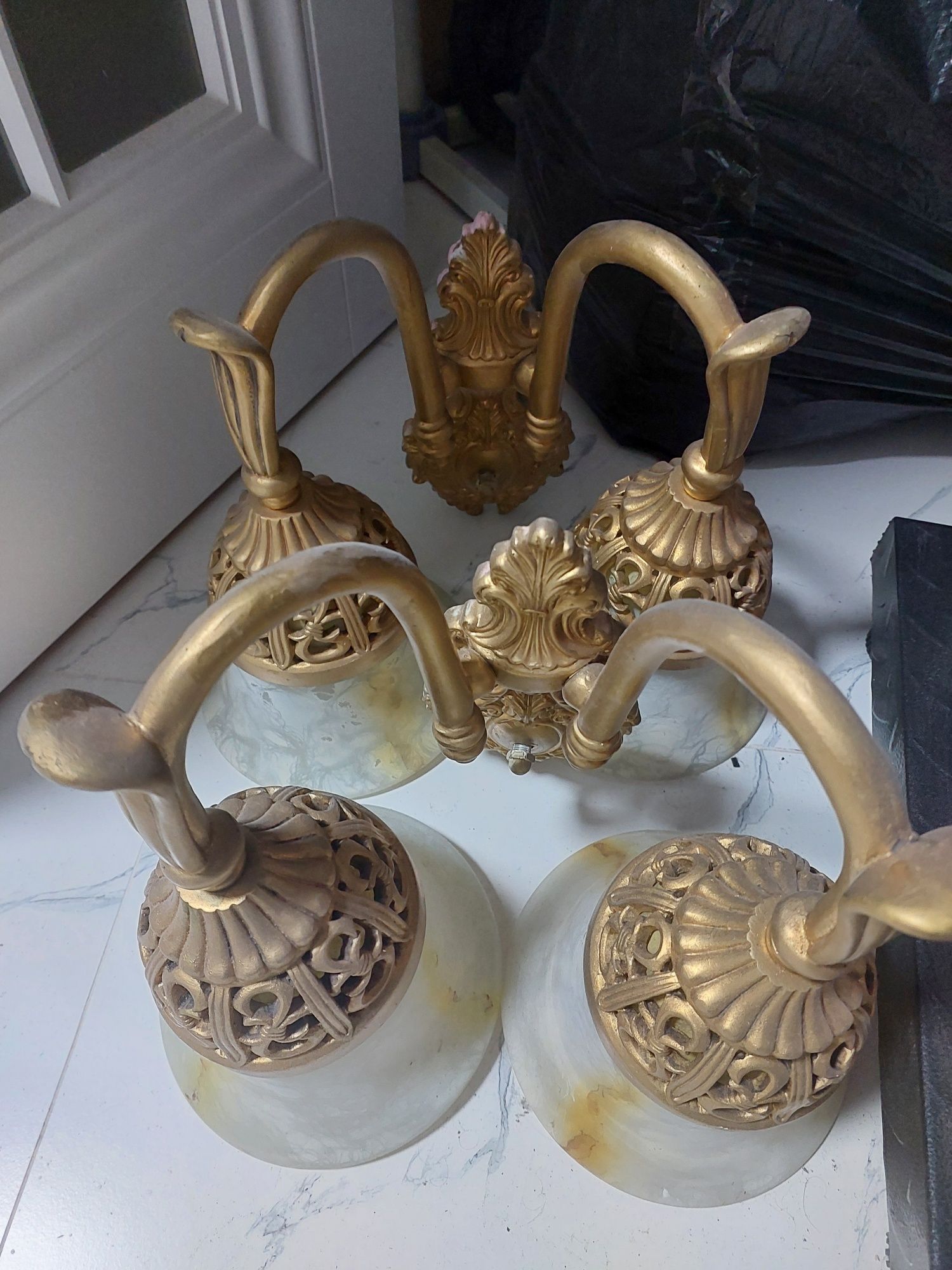 Продам бра две одинаковые.