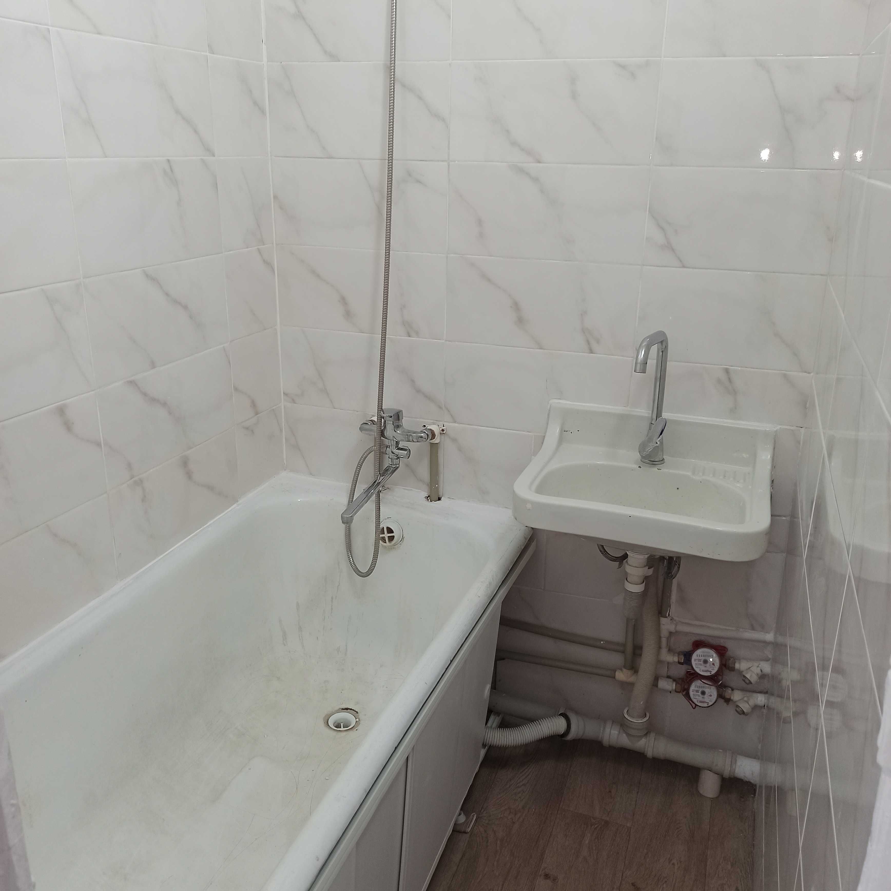 №1312 Продам 2 комнатную квартиру, пр.Металлургов, рядом ТД Әлем.