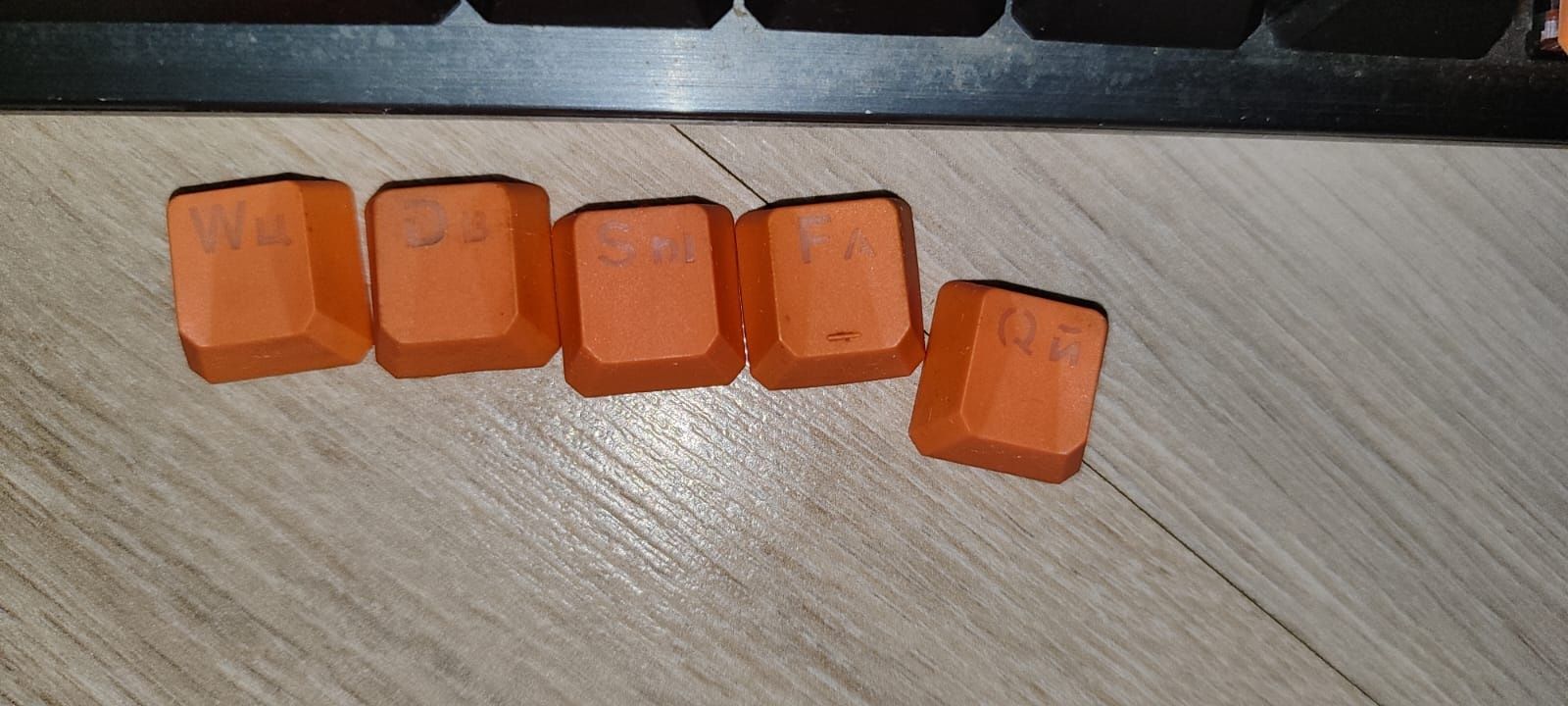 Продам игровые клавиатуры