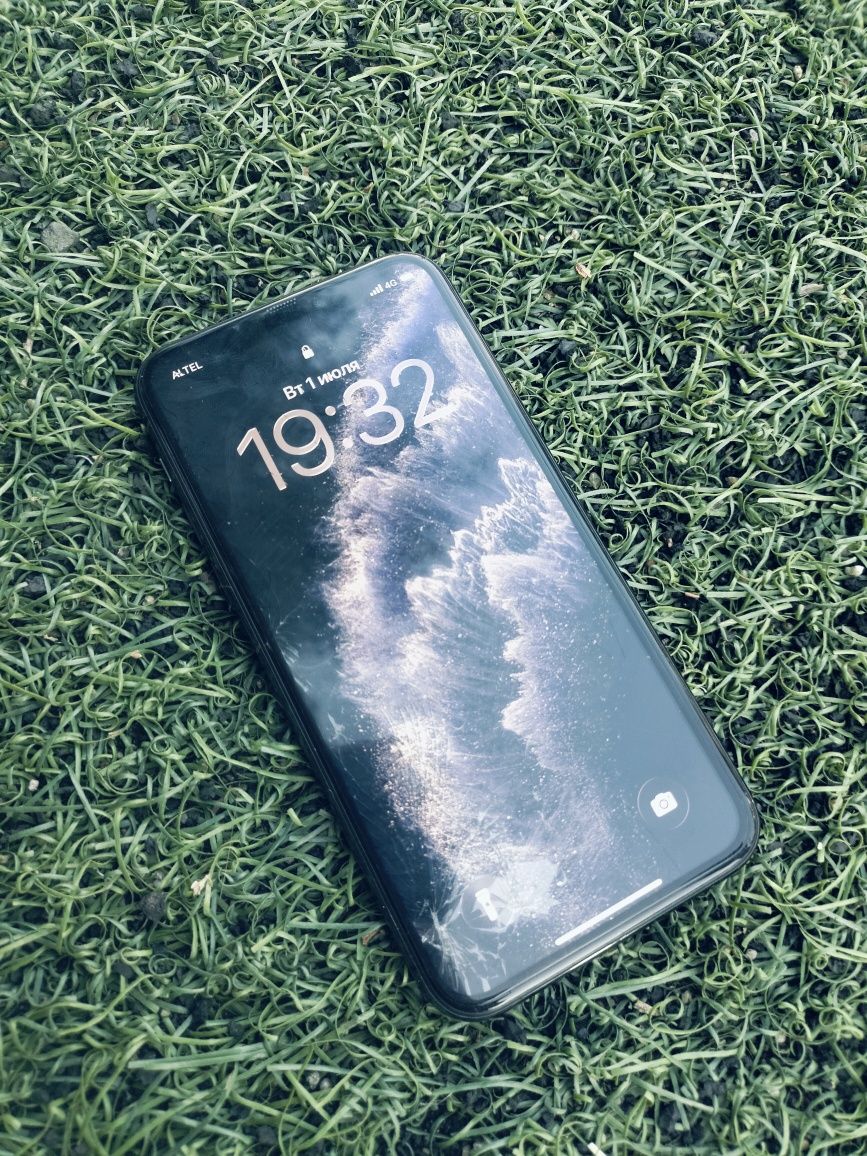 iPhone 11 pro 64gb