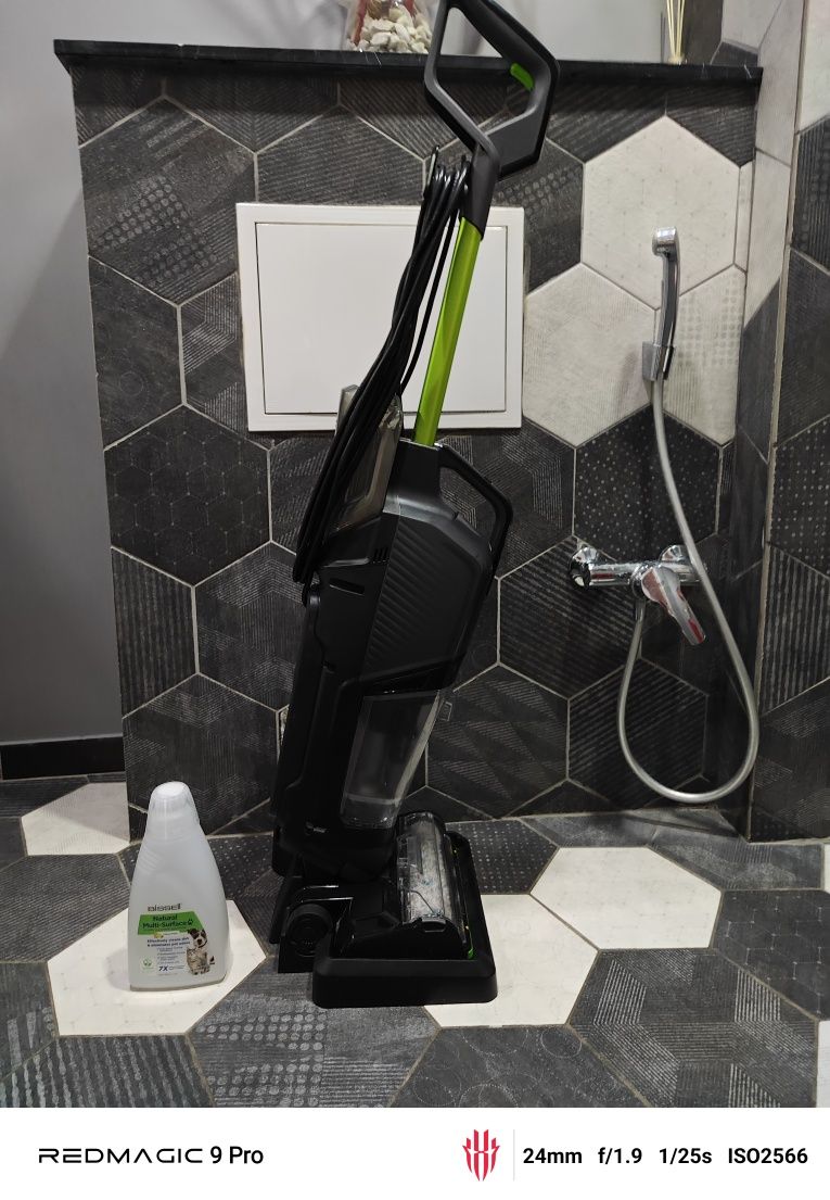Пылесос Bissell CrossWave HydroSteam Pet - как новый, забирай в Алматы