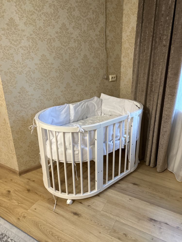 Продам детскую кроватку