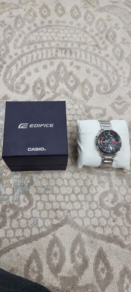 продается часы casio