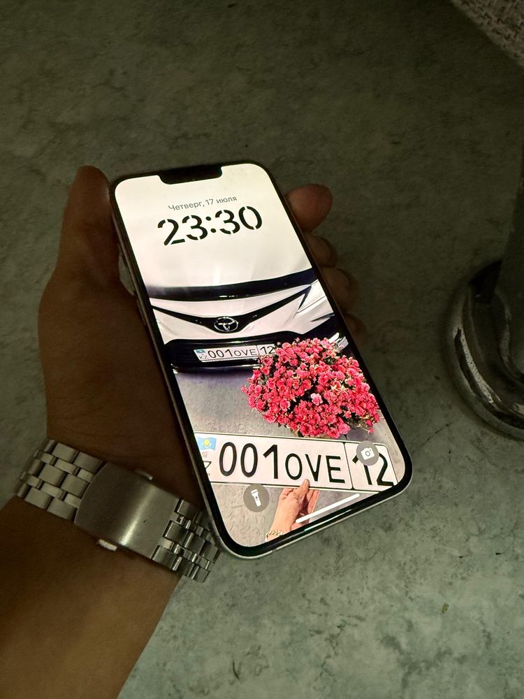 Iphone 13 128GB.