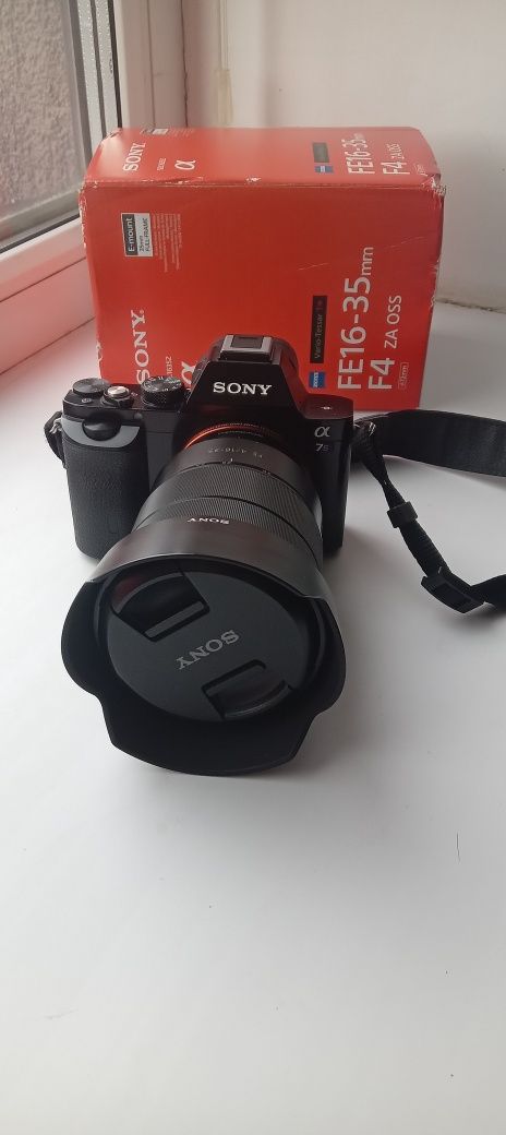 Продам Sony A7s и объектив FE16-35mm F4 ширик