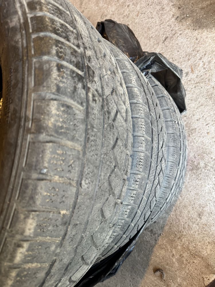 Продам шиный r17 235/65