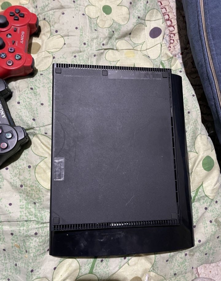 Продаю PlayStation 3