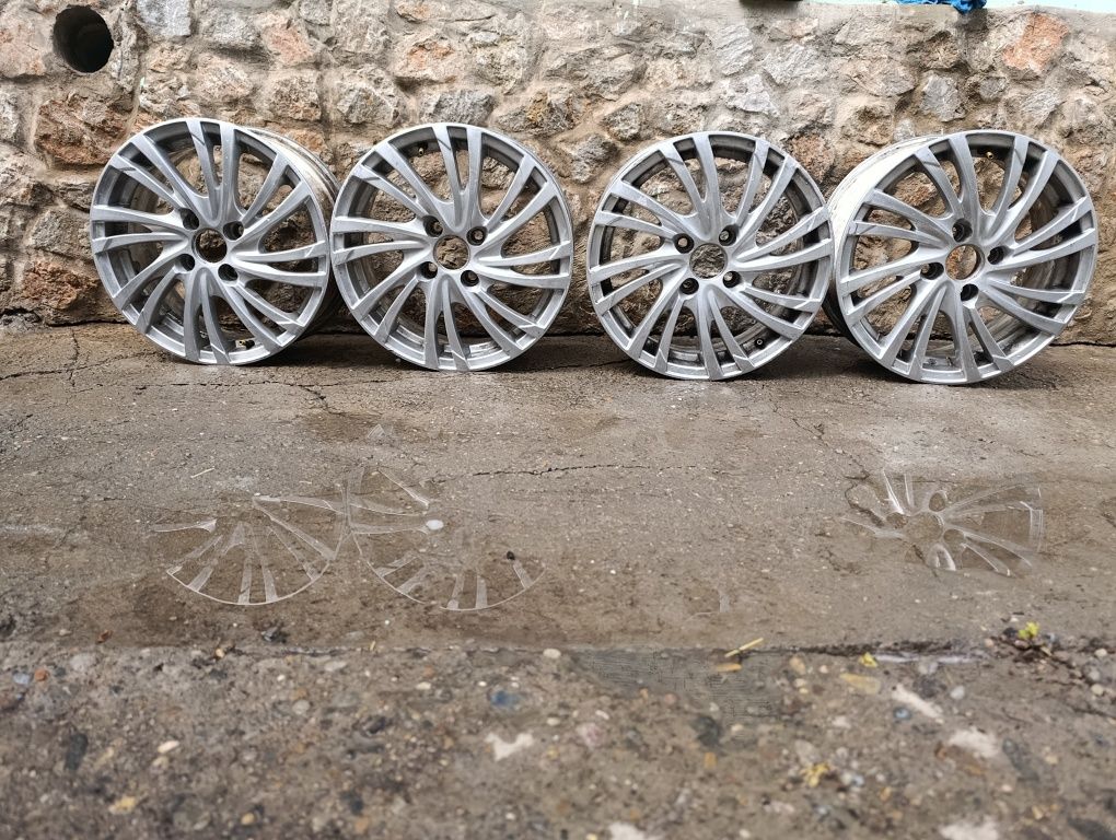 Продам диски R15 4x100 комплект Срочно.