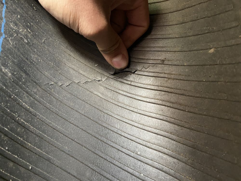 Продам балон 295/80 R22.5