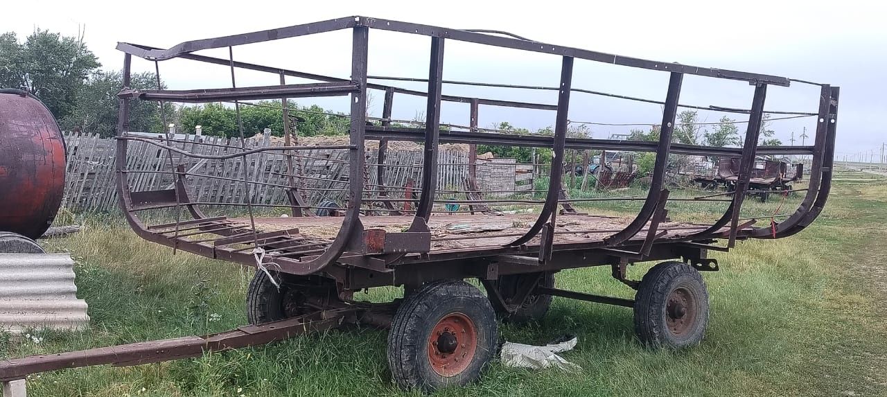 Продам прицеп ПТС4
