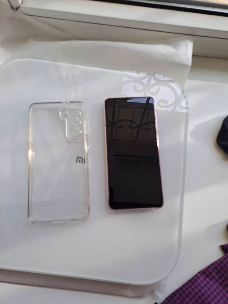 Samsung s21 8/256гб