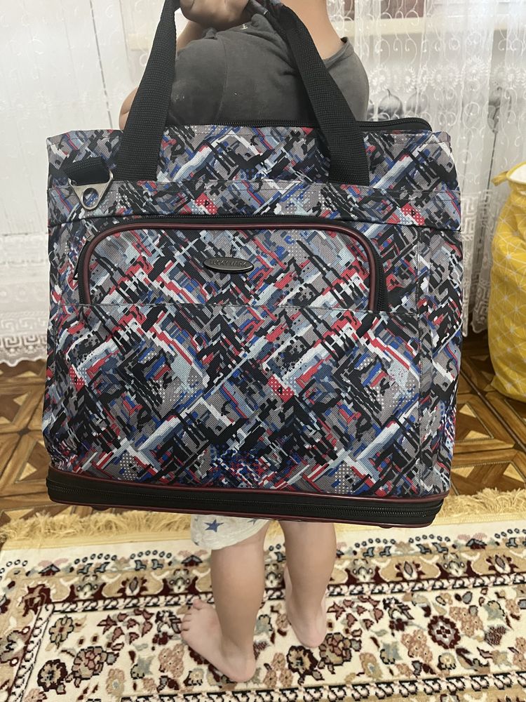 Рюкзаки продаются