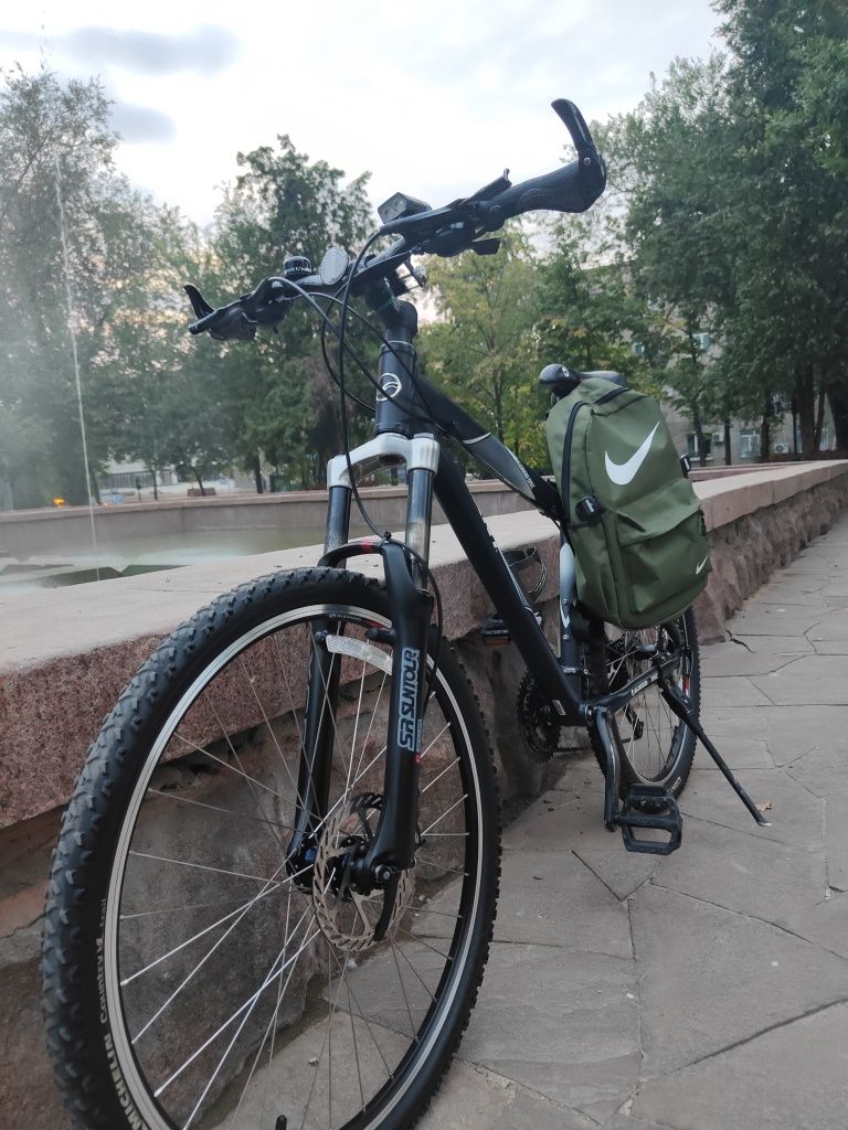 Продам Велосипед Giant IGUANA DISK