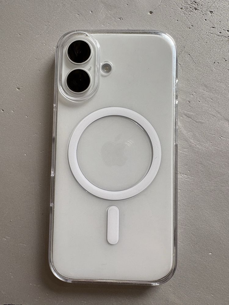 Айфон 16 256Gb.