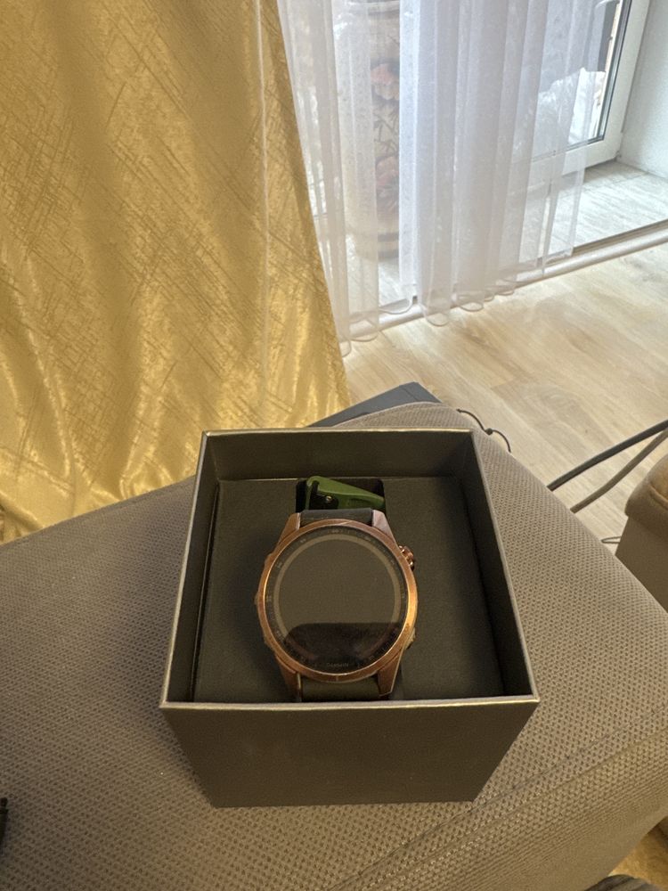 Garmin 7s gold sapfire solar