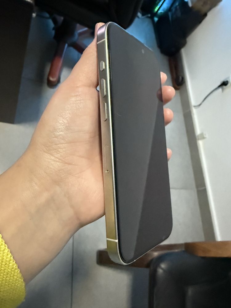 IPhone 15 PRO / 256ГБ