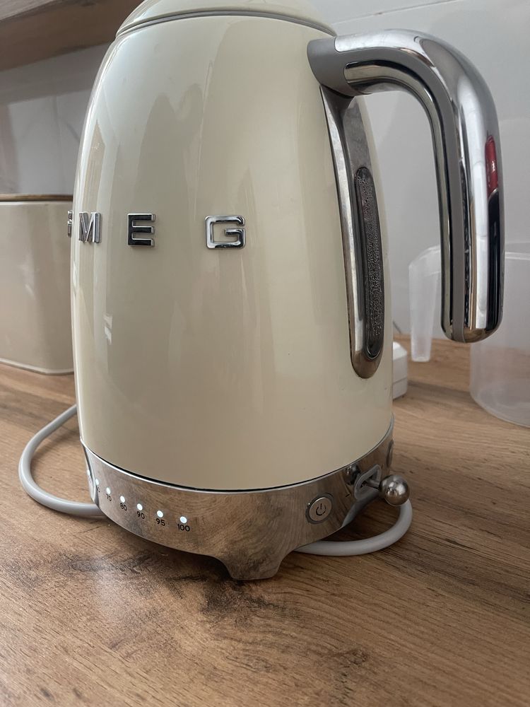 Продам чайник smeg
