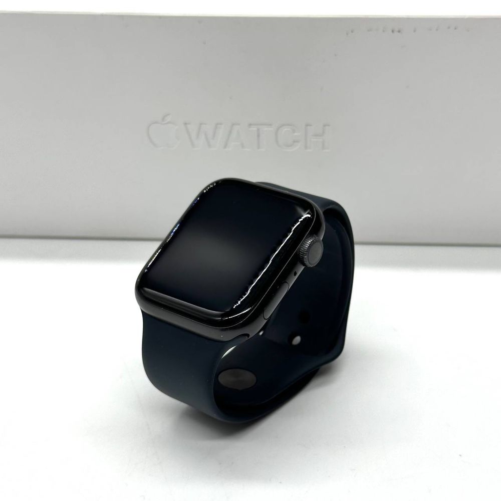 Продаю Apple Watch 6