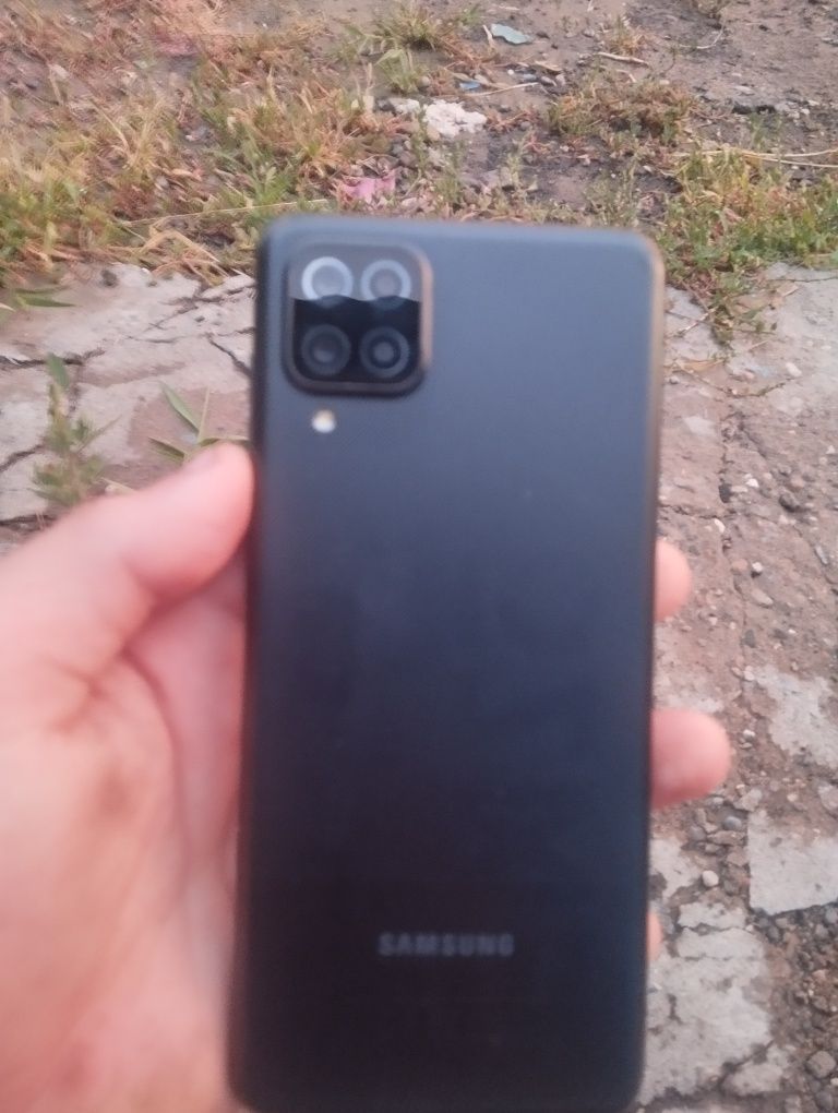 Продам самсунг А12