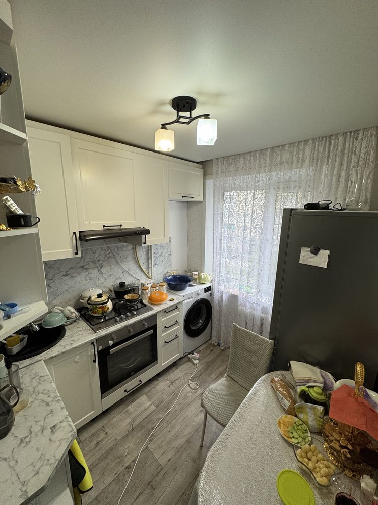 Продам 2 комнатную квартиру