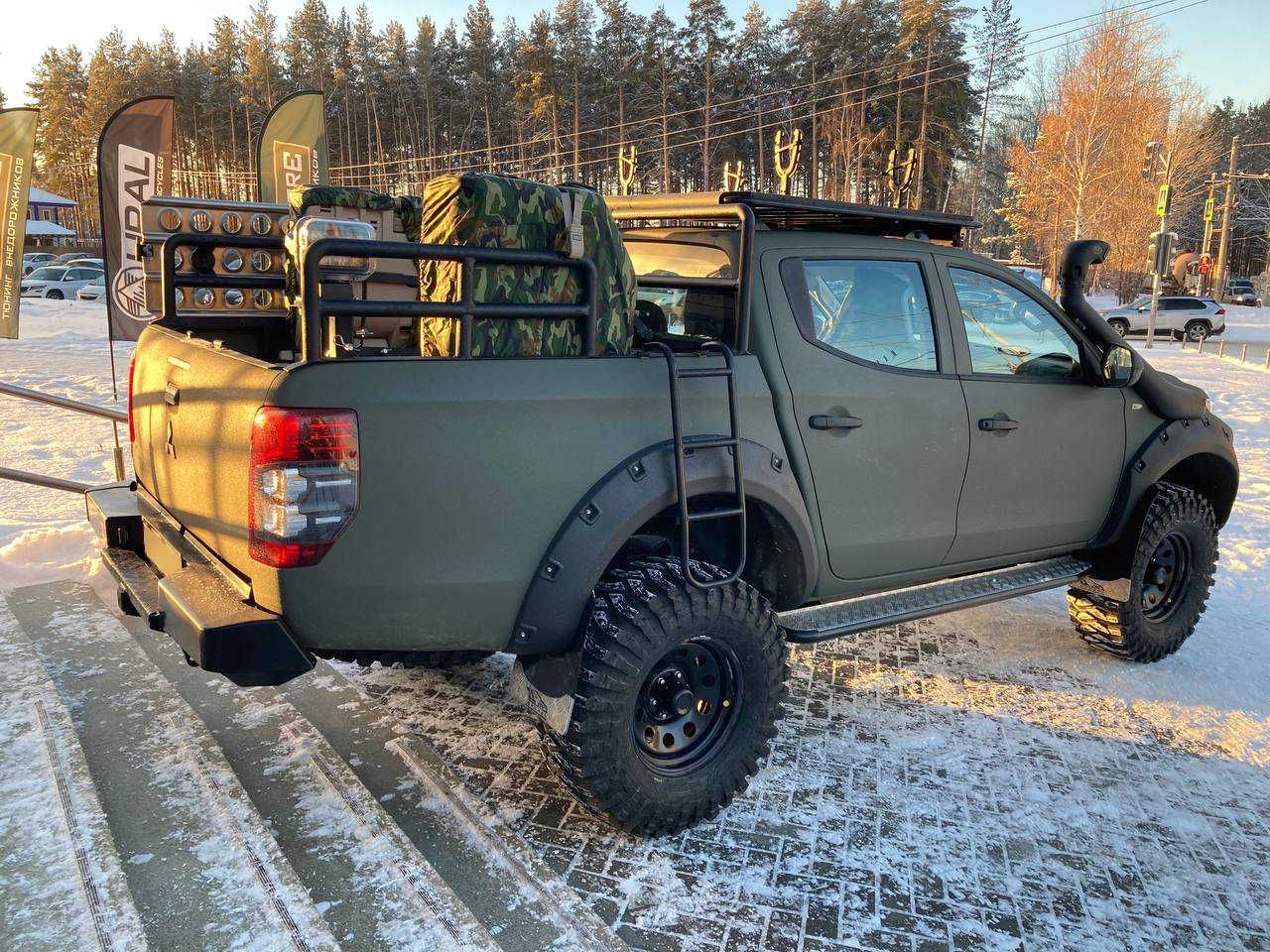 Фаркоп Бампер силовой задний РИФ Mitsubishi L200