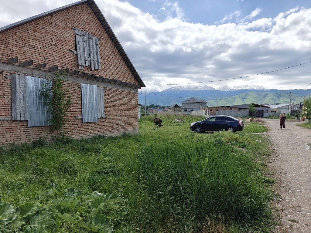 Участок с домом село Долан-2 6 соток кирпичный срочно