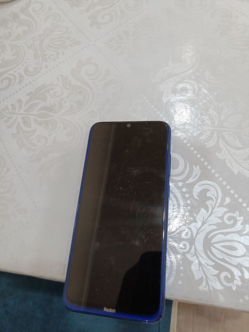 Xiaomi  Redmi Note 8 в идеальном состоянии