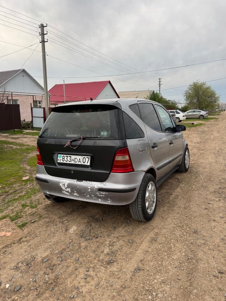 Мерседес………..ааааа