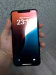 Продам айфон xs max на 64 гб
