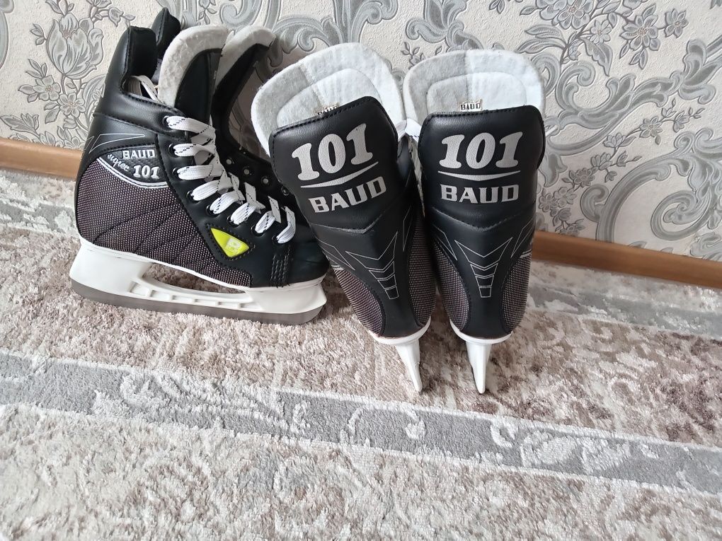 Хокейные коньки ВАUD