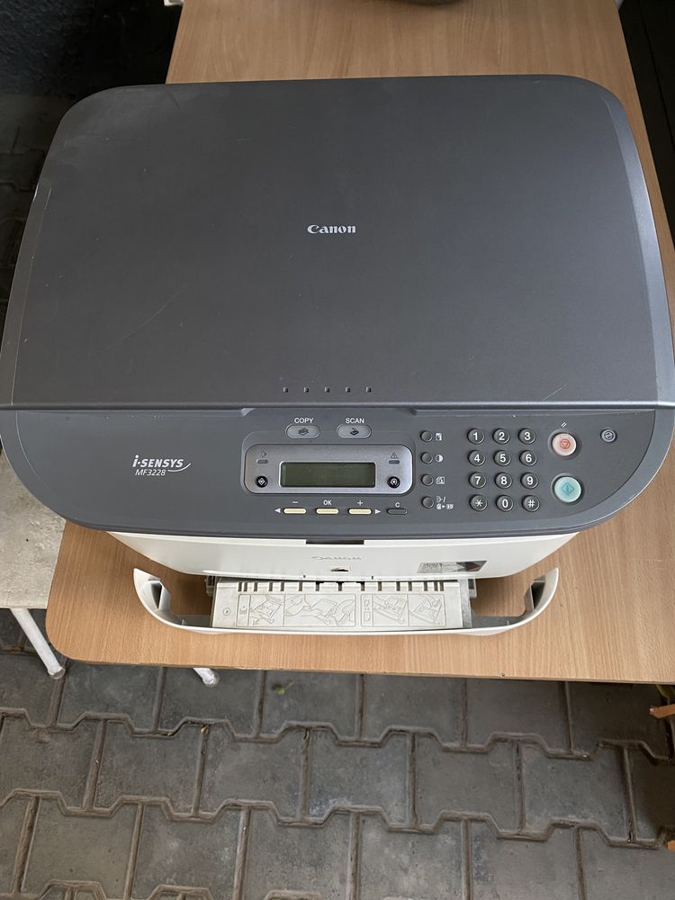 Canon 3228 продам показывает ошибку