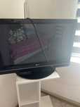 Телевизор LG тонкий