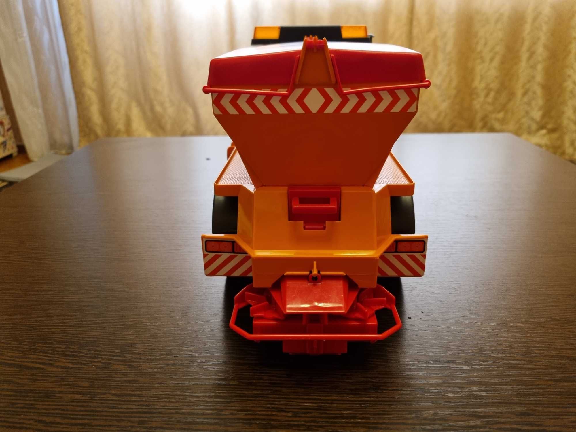 Bruder Unimog в идеальном состоянии