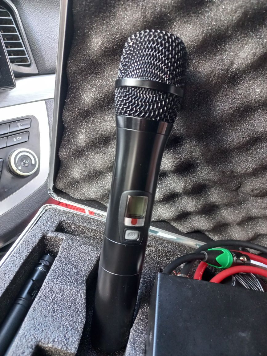 Продам микрофон Melody M50