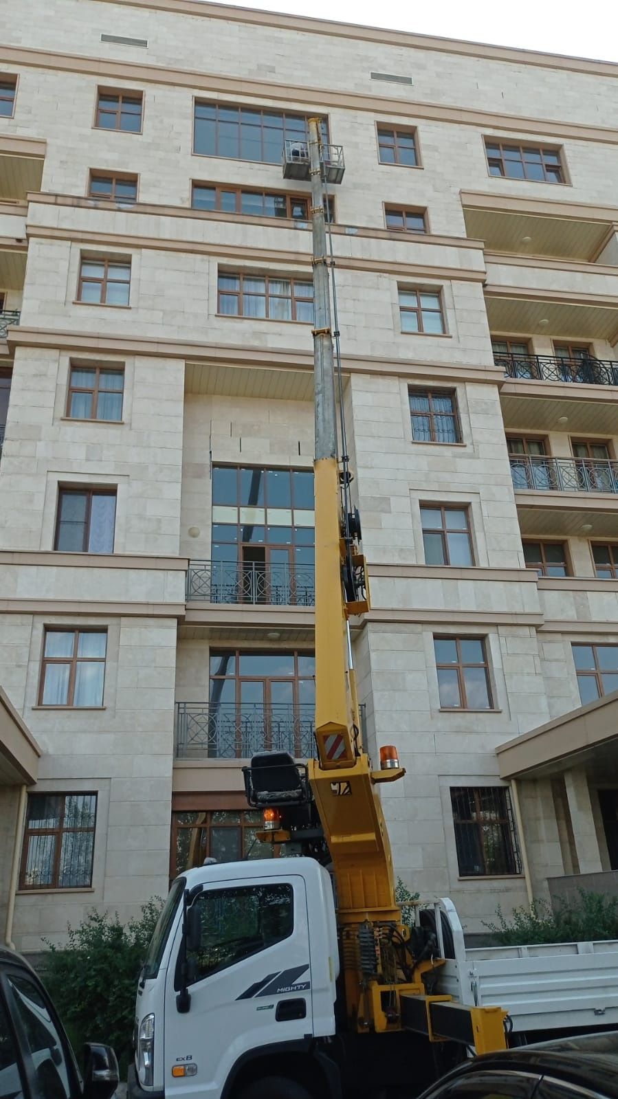 Услуги автовышки 22 метра. Кобра. АГП.