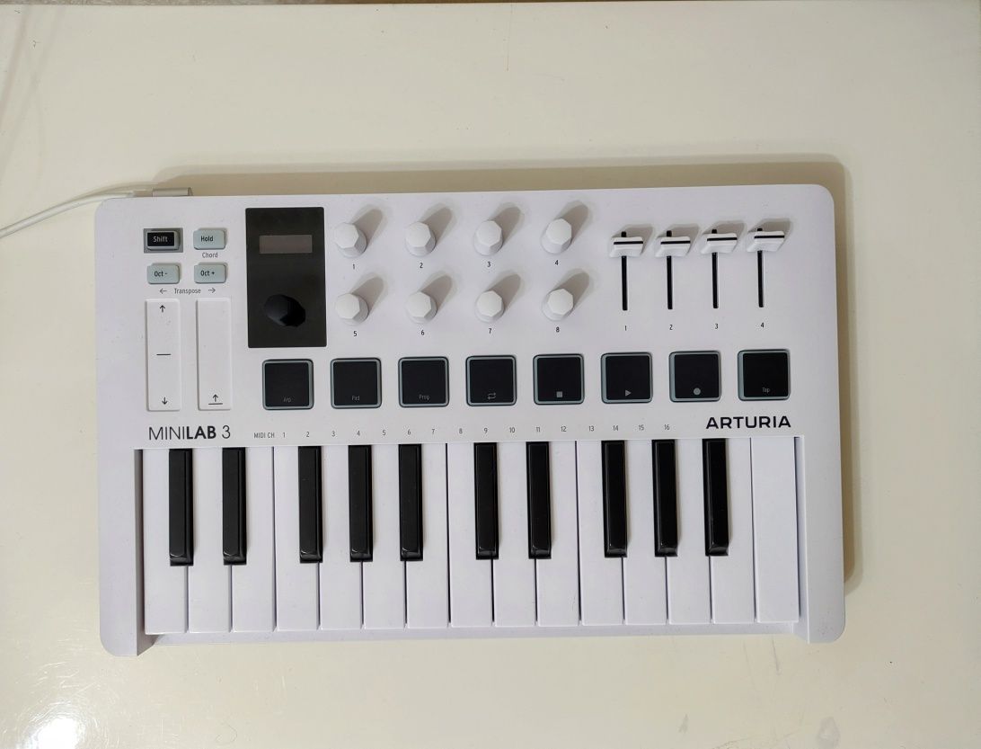 Миди клавиатура Arturia