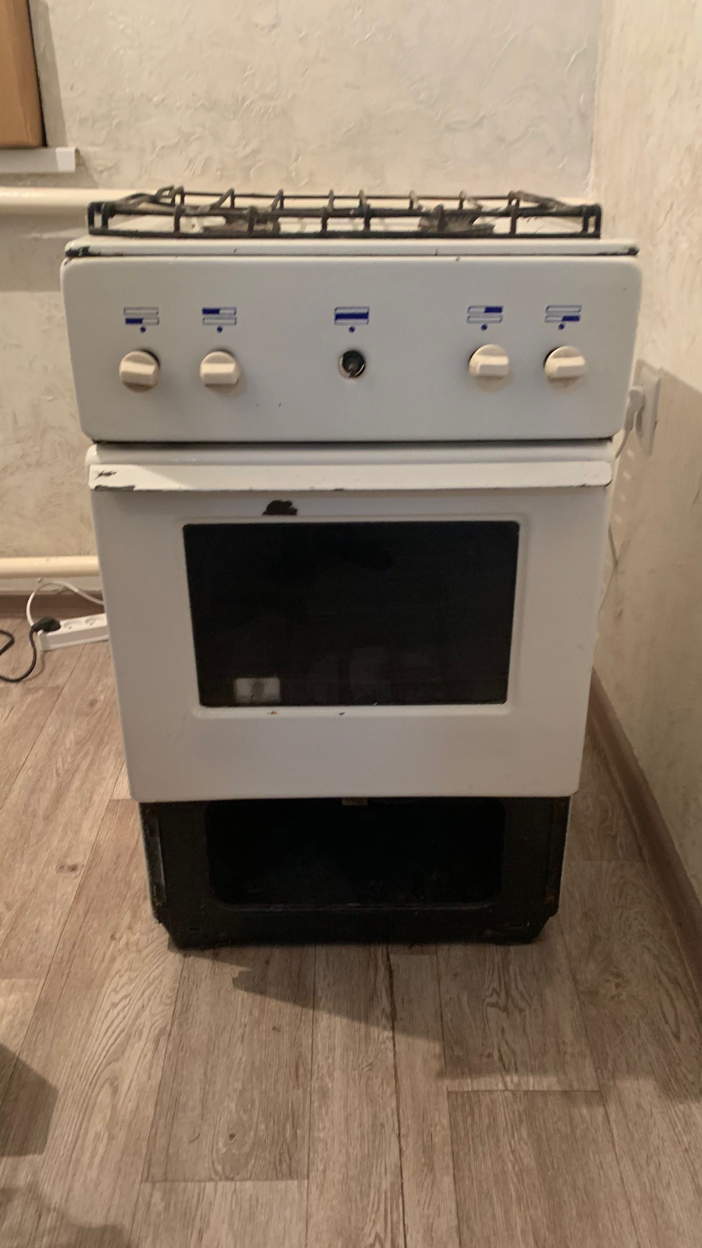 Кир машинасы және газ сатылады