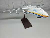 Модель самолёта АН-225 мрия