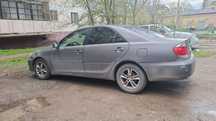 Toyota camry 35.