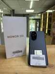 Honor     200