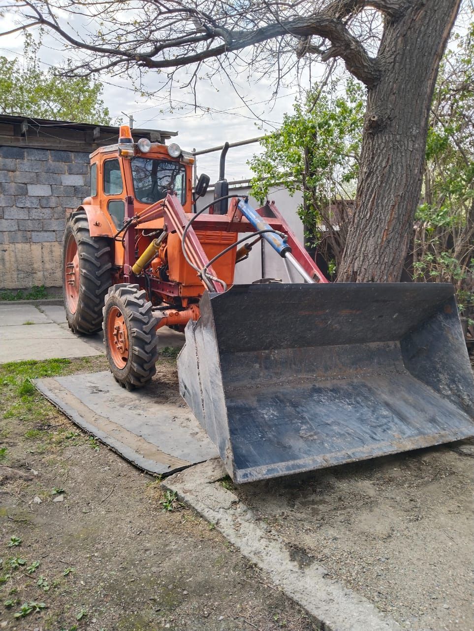 Продаю трактор Т-40