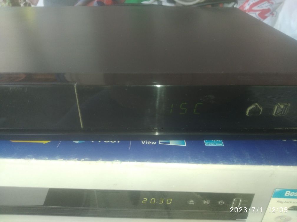 Продам DVD плеер Samsung
