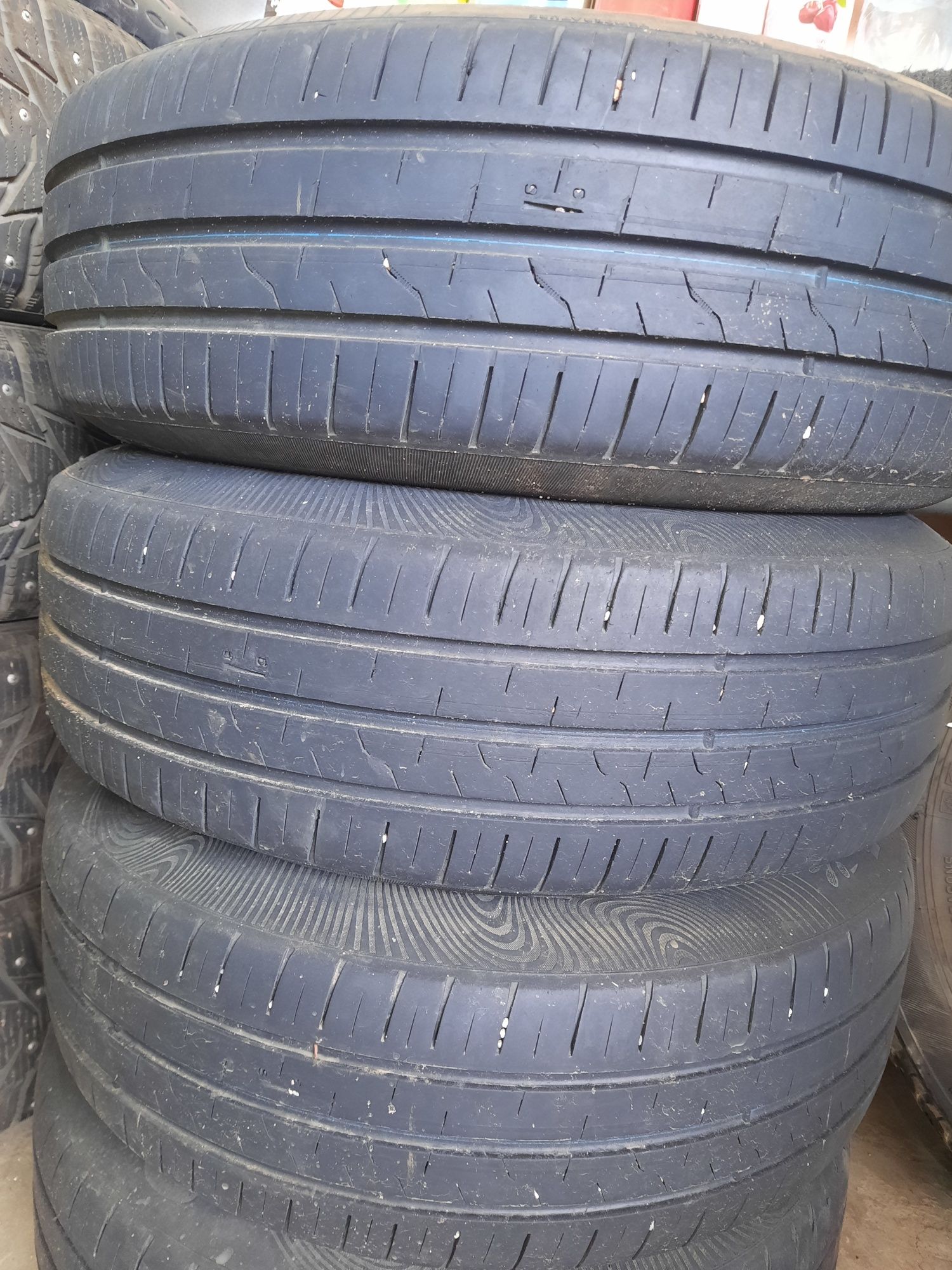 Продам титановые диски с резиной 185/65/15