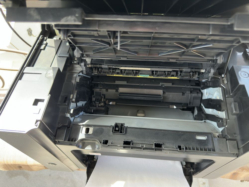 МФУ HP LaserJet m1536dnf mfp