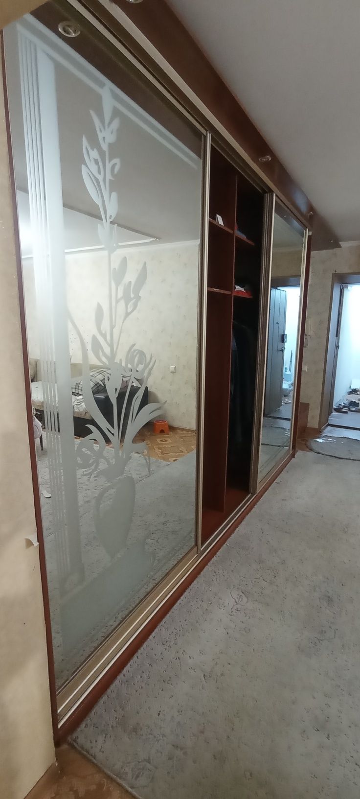 Продаю Шкаф купе