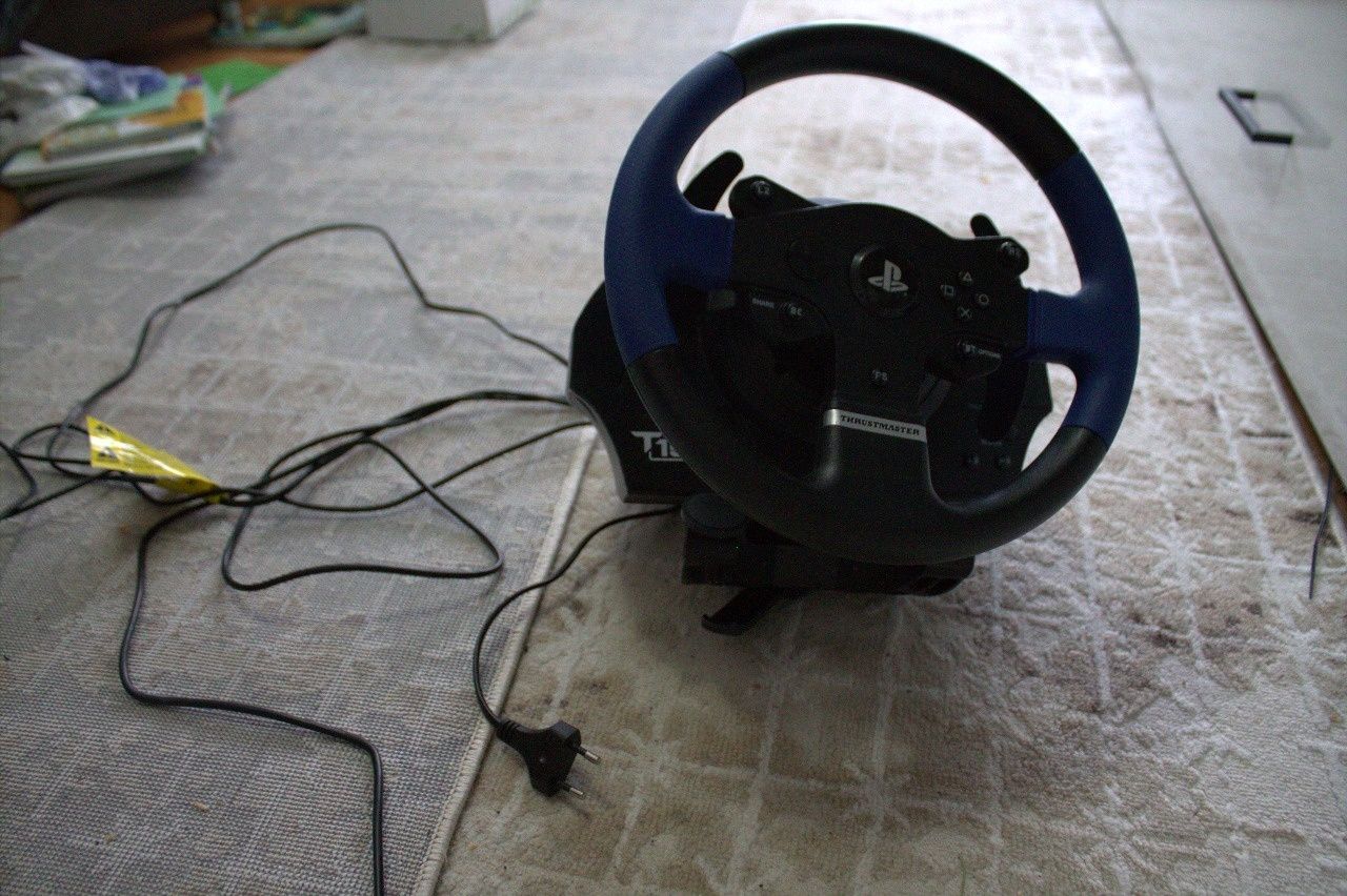 Thrustmaster T150 PRO Новый руль Нужно докупить шестигранный болт