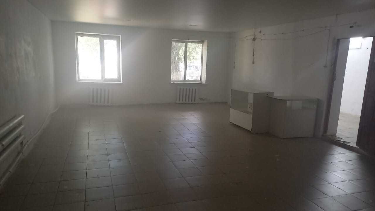 Продаётся здание в центре Айтекеби