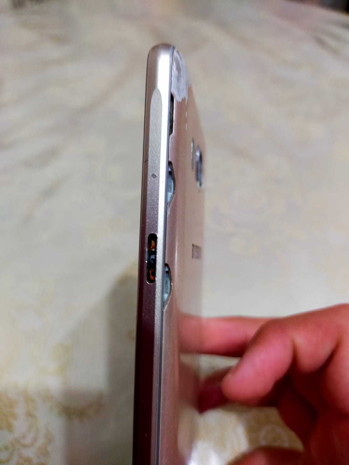 СРОЧНО Samsung Galaxy J5 2016