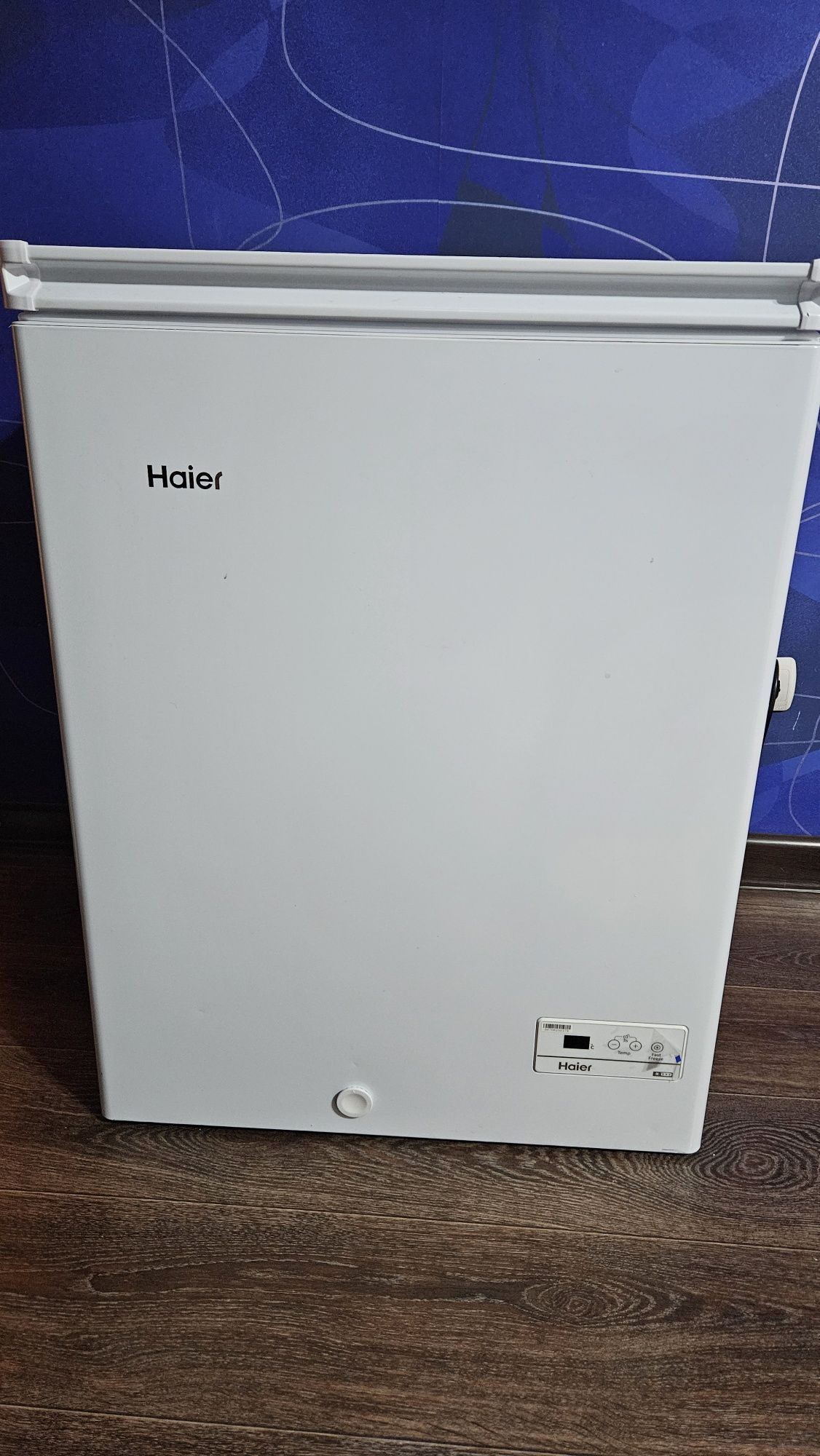 Морозильник Haier 150 л  состояние нового