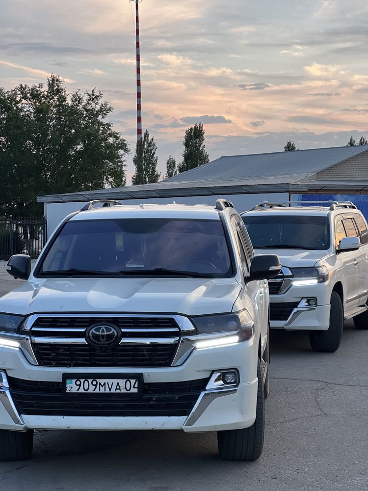 Лимузин Кортеж Аренда авто Прокат Выписка Роддом Картеж Трансфер